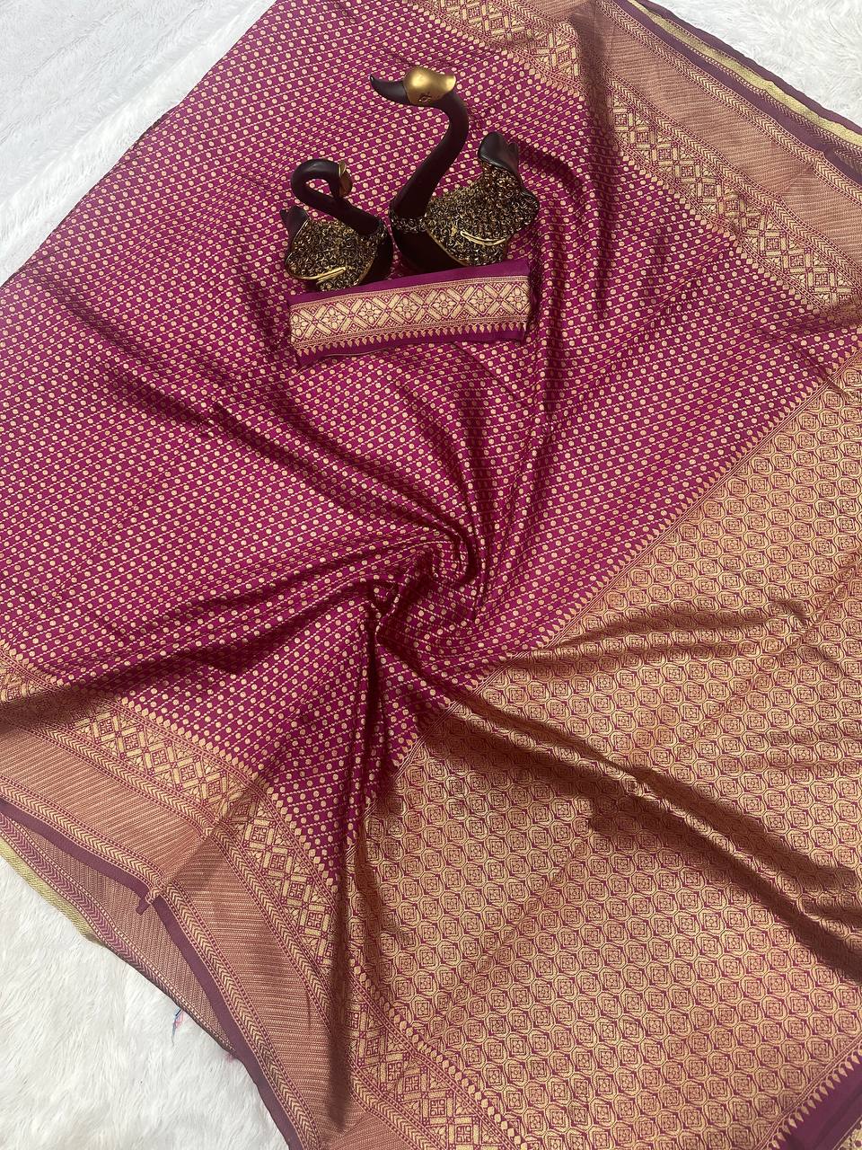 Wine Color Organic Banarasi Sarees For Intimate And Big Fat Indian Weddings, That Are Light On Your Skin And Uplift Your Wedding Shenanigans