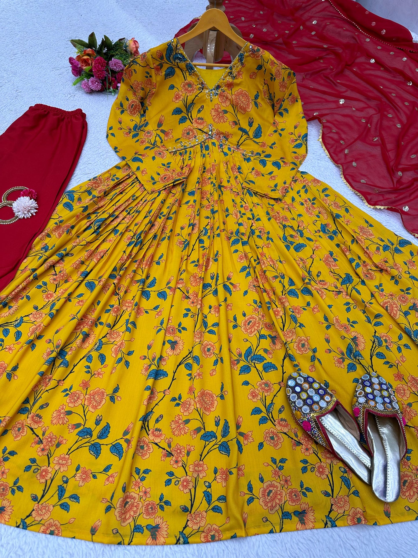 Yellow beautiful Designer Suit On Muslin Cotton febric, Muslim Dress, Pakistani Dress, Indian Women Dress