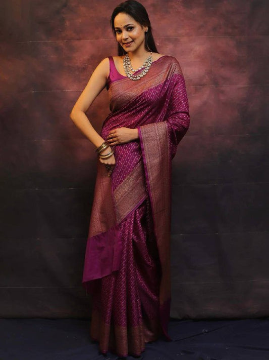 Wine Color Organic Banarasi Sarees For Intimate And Big Fat Indian Weddings, That Are Light On Your Skin And Uplift Your Wedding Shenanigans