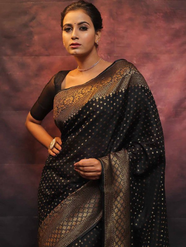 Black Color Soft Banarasi Silk Saree With jacquard Weaving