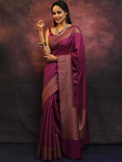 Wine Color Organic Banarasi Sarees For Intimate And Big Fat Indian Weddings, That Are Light On Your Skin And Uplift Your Wedding Shenanigans