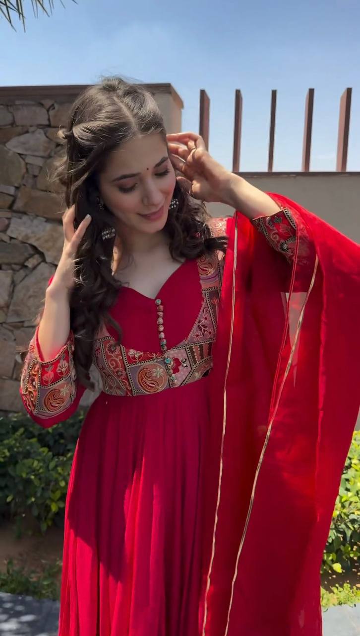 Red Designer Women Dresses, Punjabi Dress, Muslim Dress