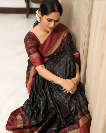 Presenting Enchanting Yet Breathable Organic Banarasi Sarees For Intimate And Big Fat Indian Weddings, That Are Light On Your Skin And Uplift Your Wedding Shenanigans