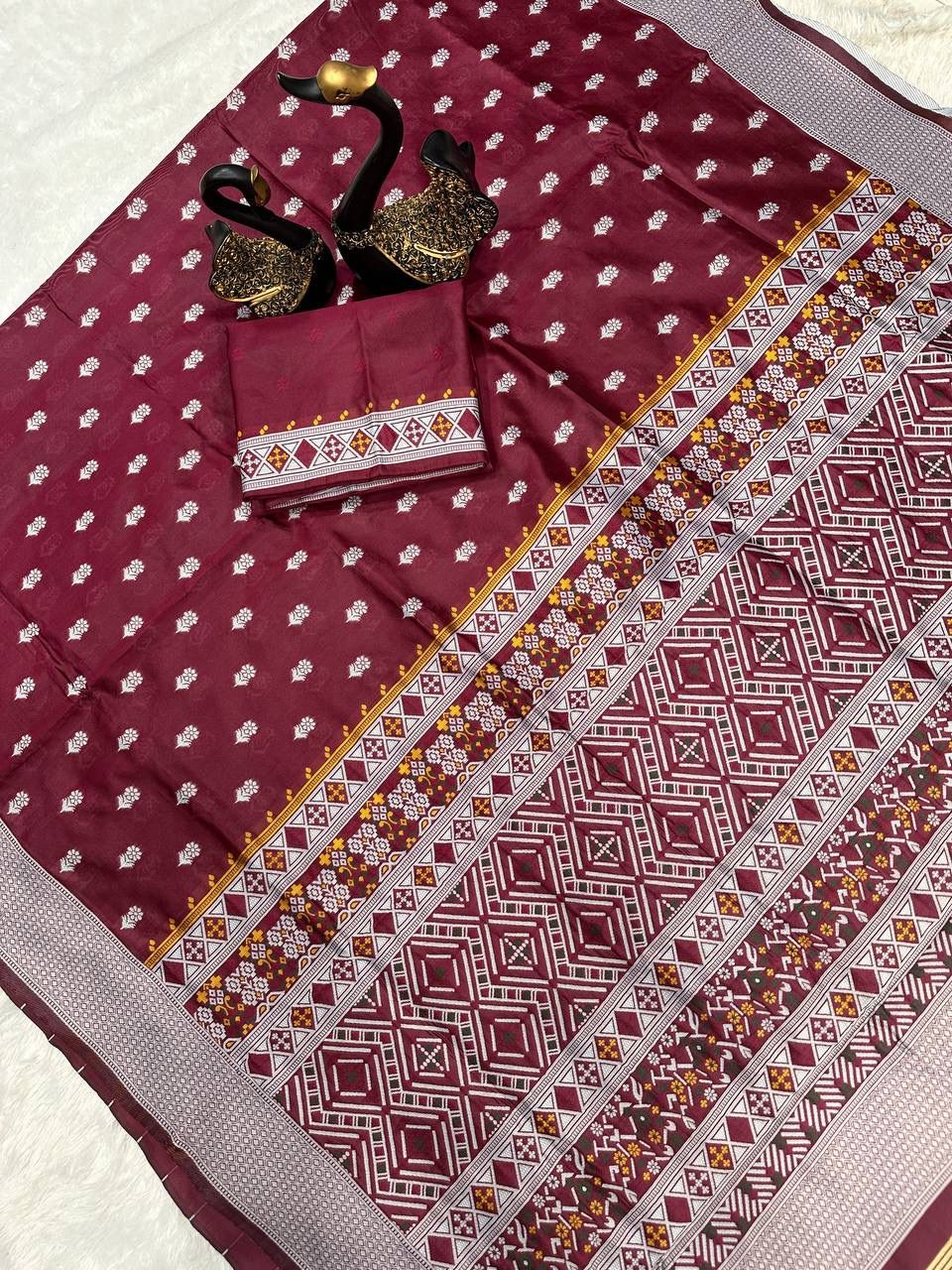 Maroon Color Soft Banarasi Silk Saree With jacquard Weaving