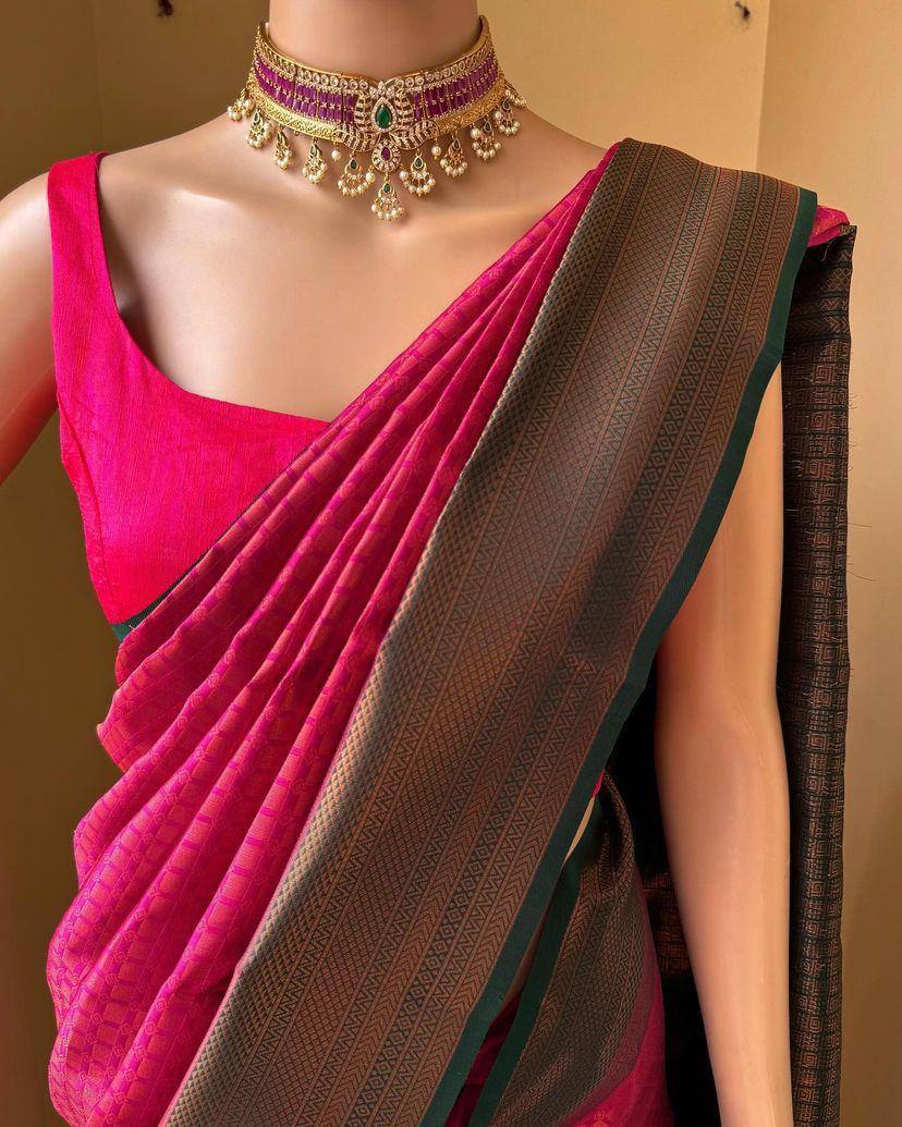 Pink Color Organic Banarasi Sarees For Intimate And Big Fat Indian Weddings, That Are Light On Your Skin And Uplift Your Wedding Shenanigans